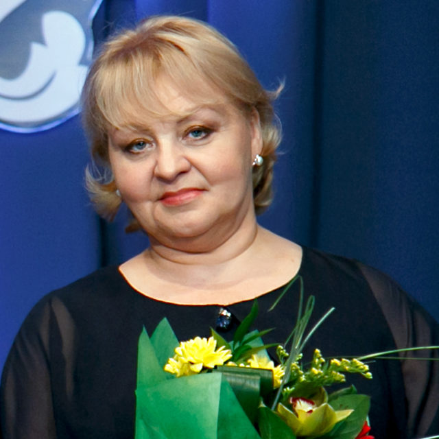 Марина Риваресовна Долматова